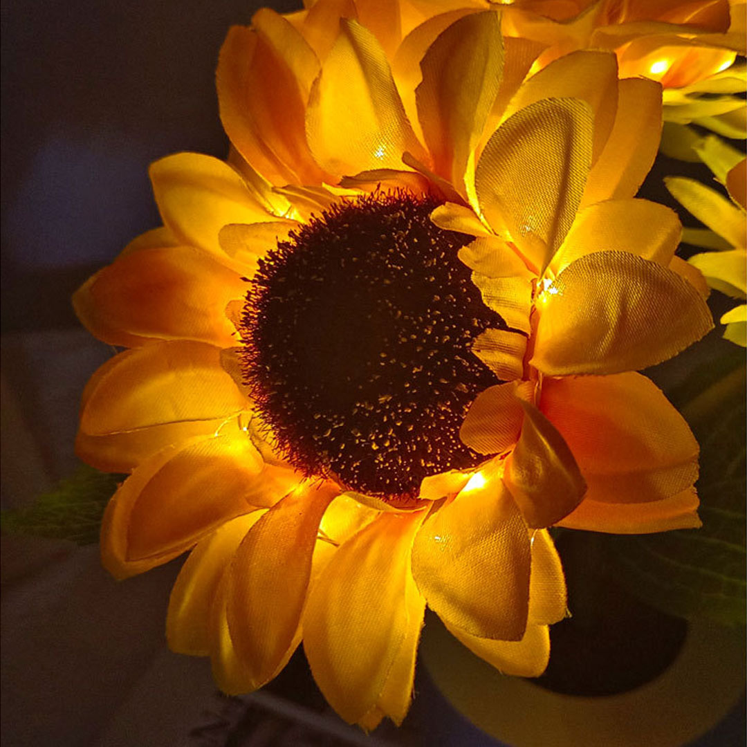 Sunflower Lamp