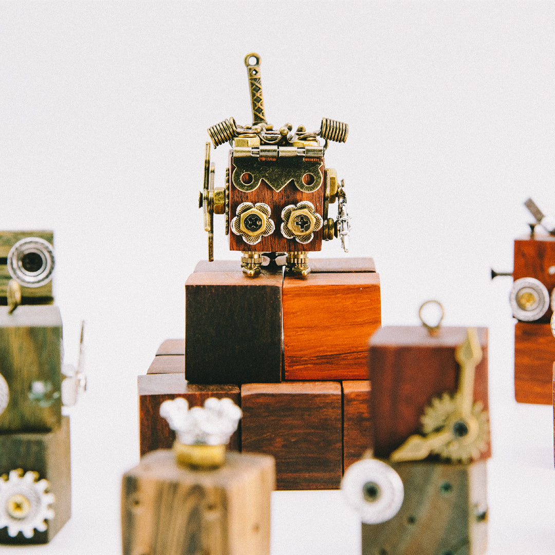 Robot steampunk originale fatto a mano