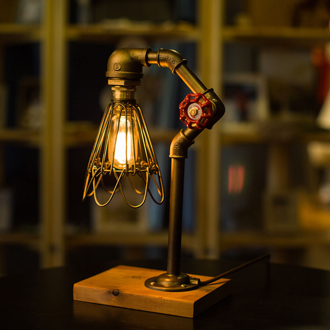 Lámpara de mesa creativa de tubo industrial