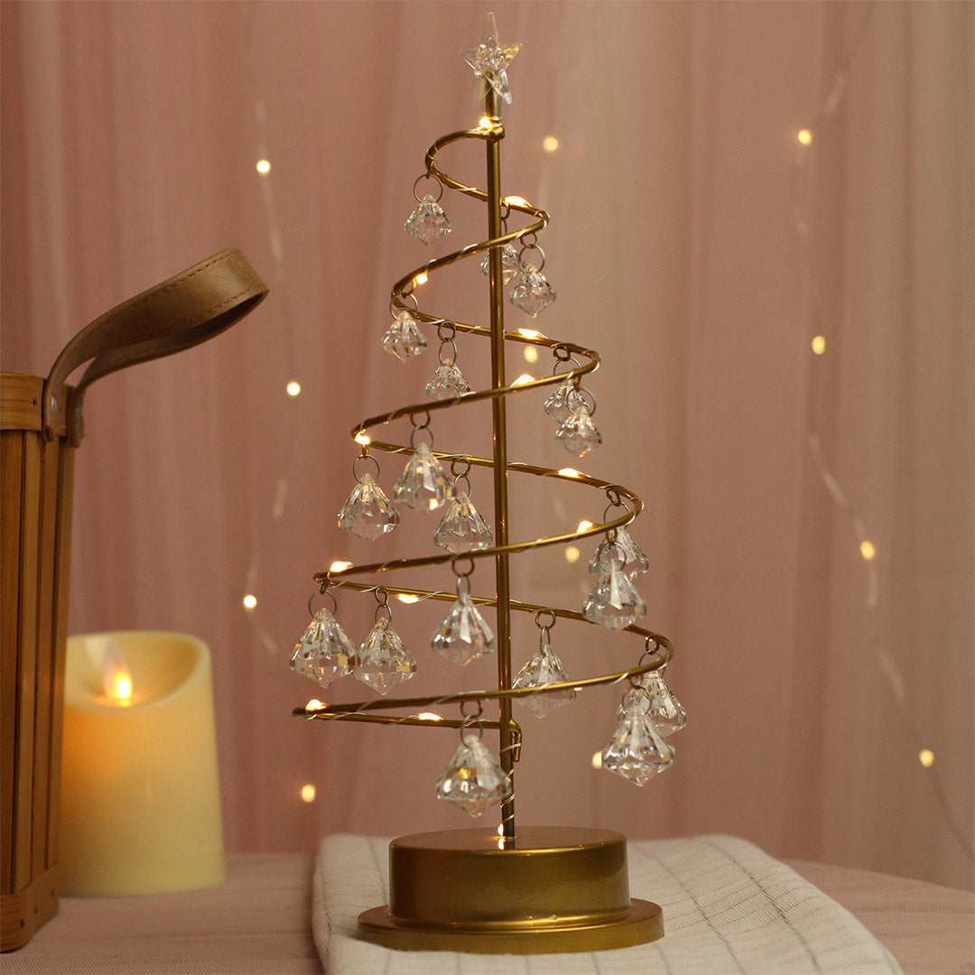 Kristalllampe in Weihnachtsbaumform