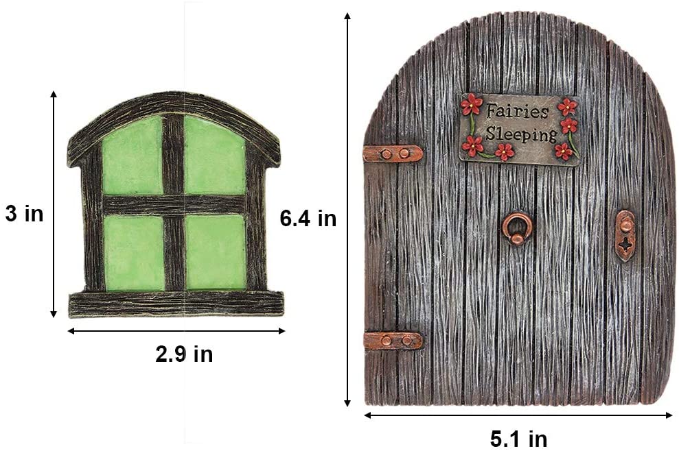 Puerta de hadas y ventanas para árboles