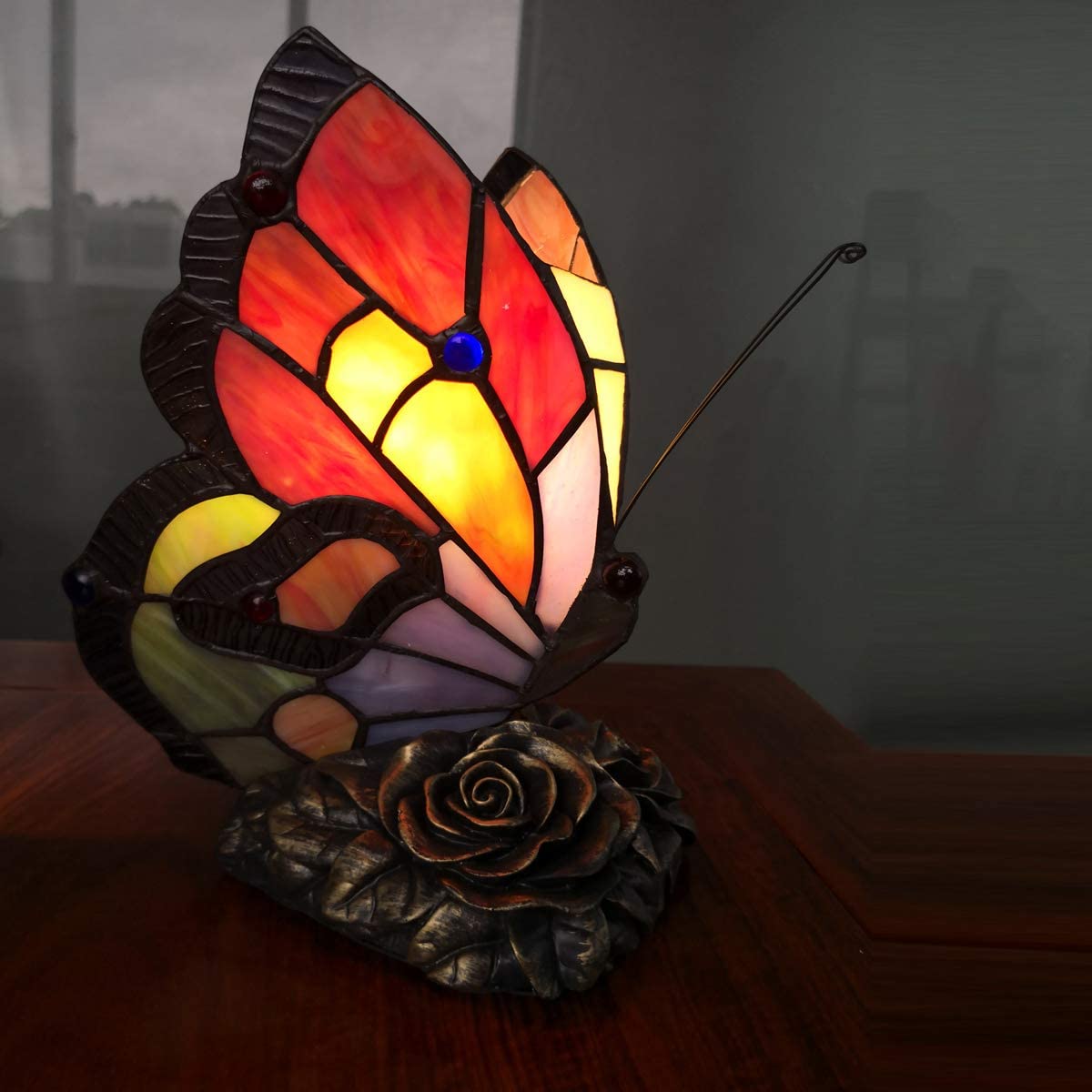 Lampada a farfalla in vetro colorato