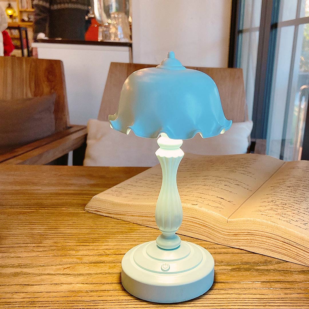 Linda lámpara de mesa vintage