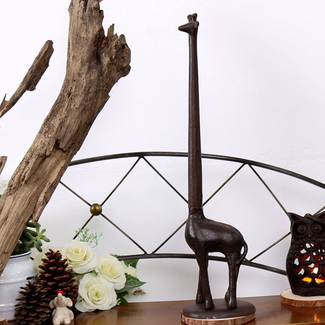 Giraffe Cast Iron Paper Towel Holder