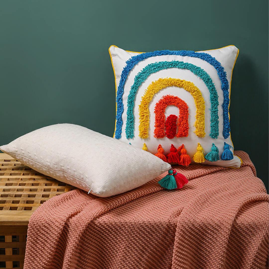 Housses de coussin capitonnées à pampilles marocaines