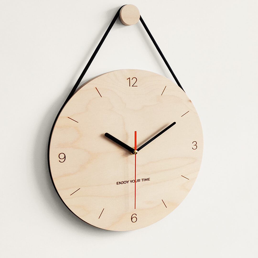 Orologio da parete con corda da appendere in legno
