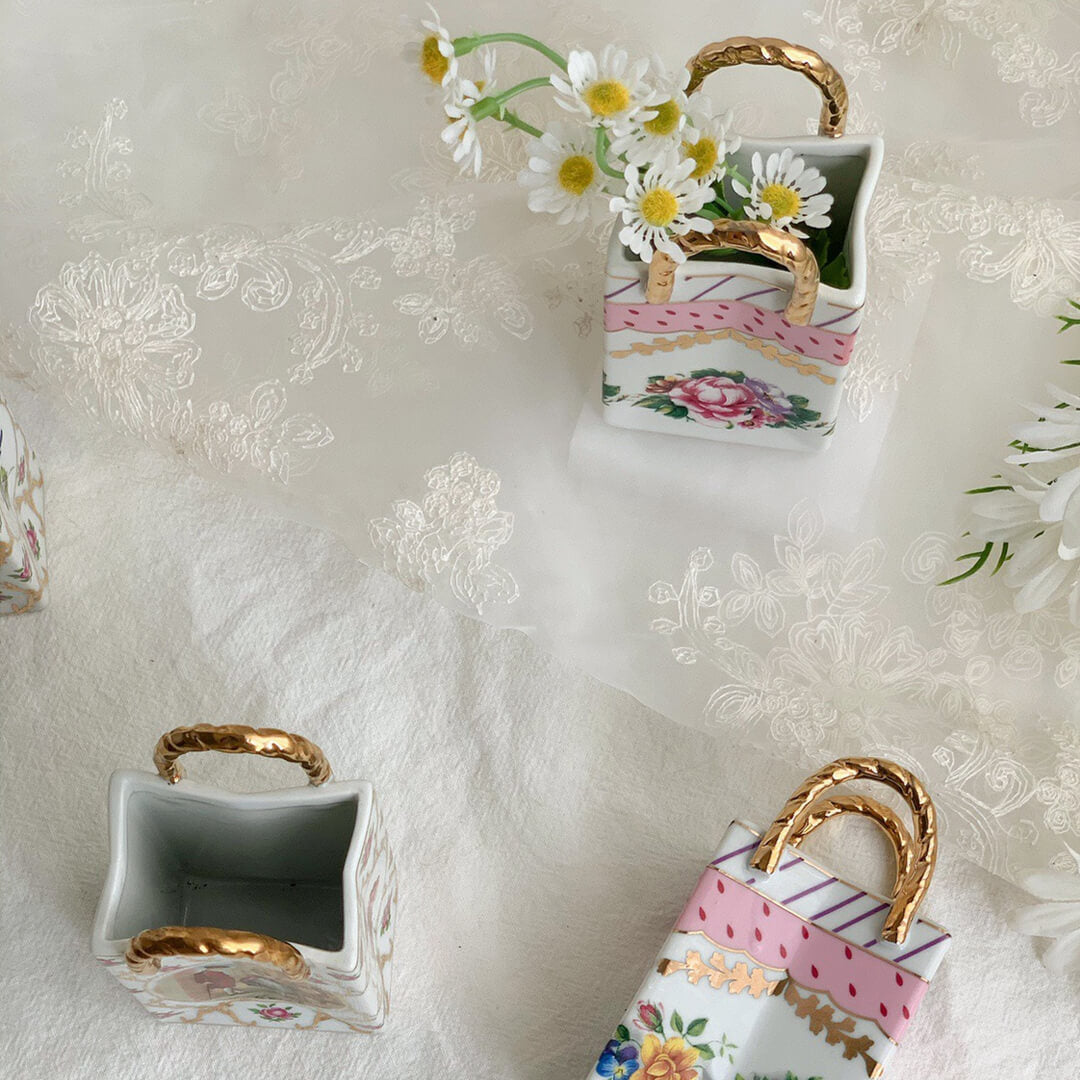 Florero retro con forma de bolsa pequeña