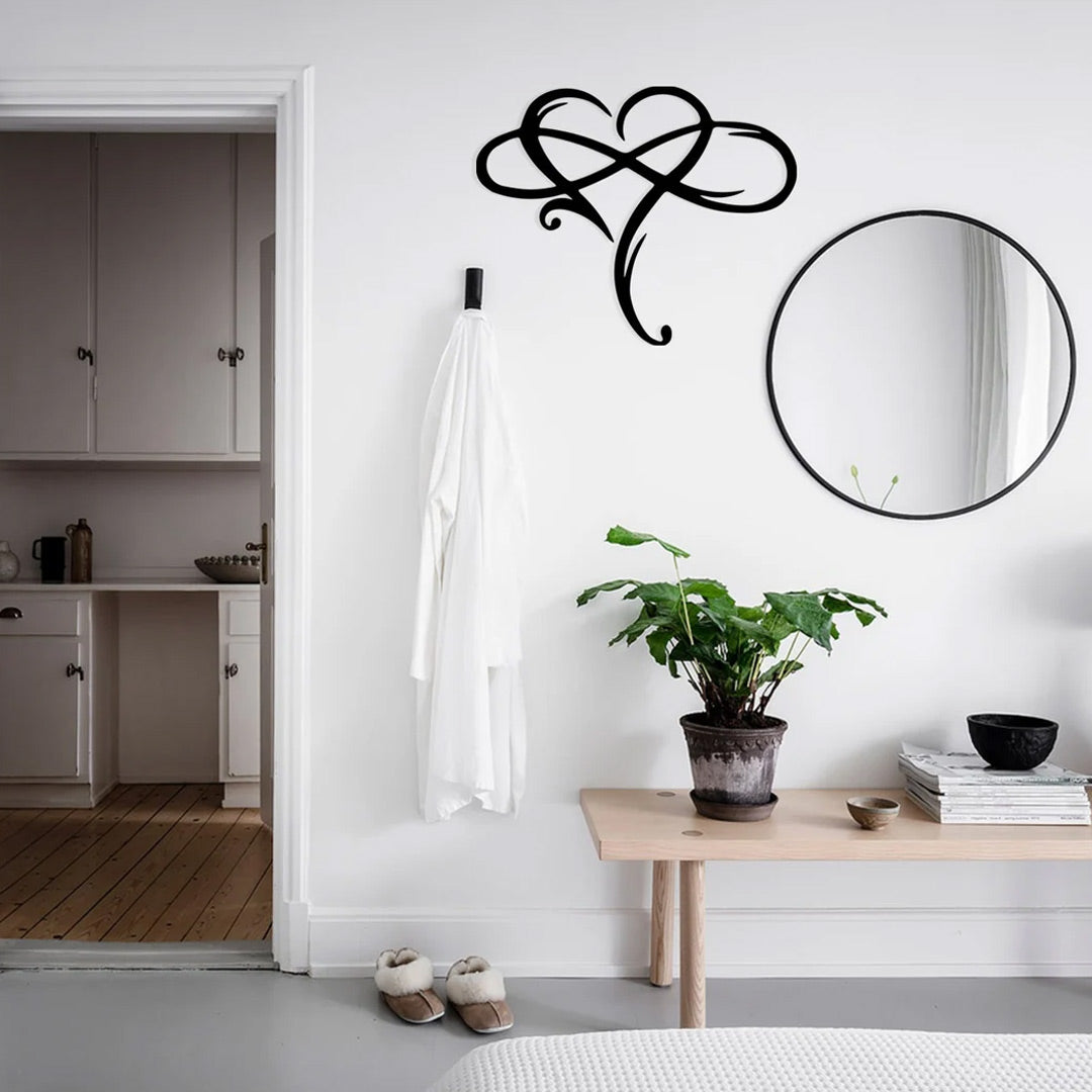 Decoración de pared de acero con corazón infinito