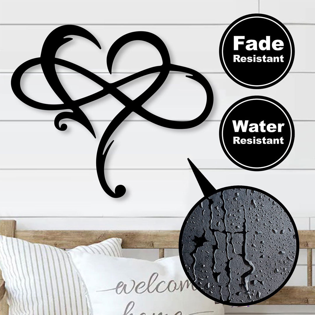 Decoración de pared de acero con corazón infinito