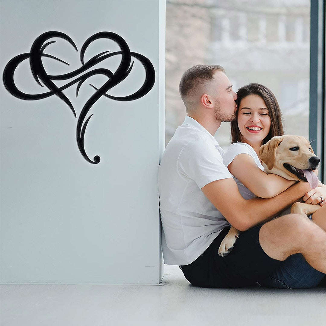 Decoración de pared de acero con corazón infinito