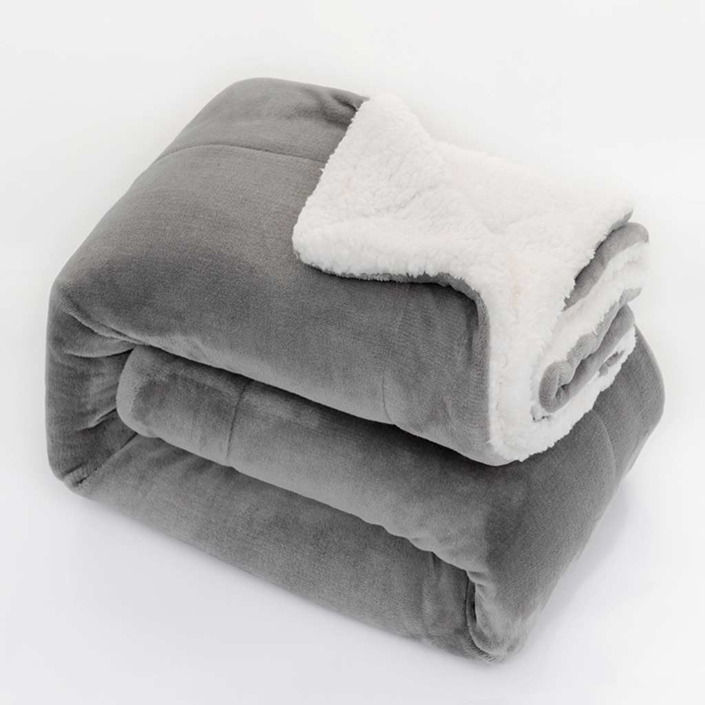 Einfarbige Sherpa-Fleecedecke