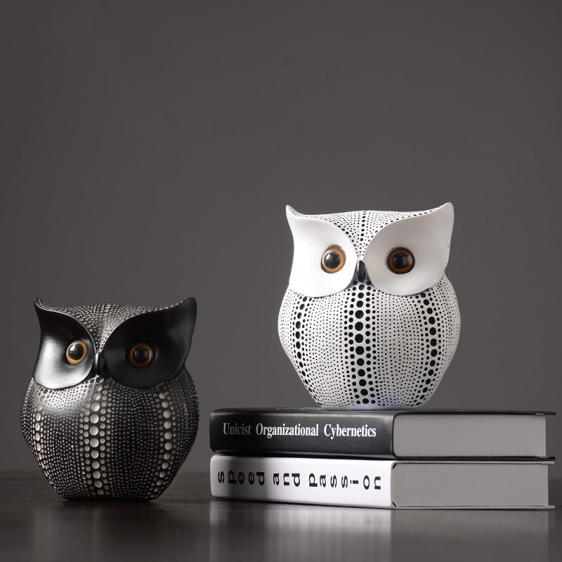 Dots Owl Resin Statuen