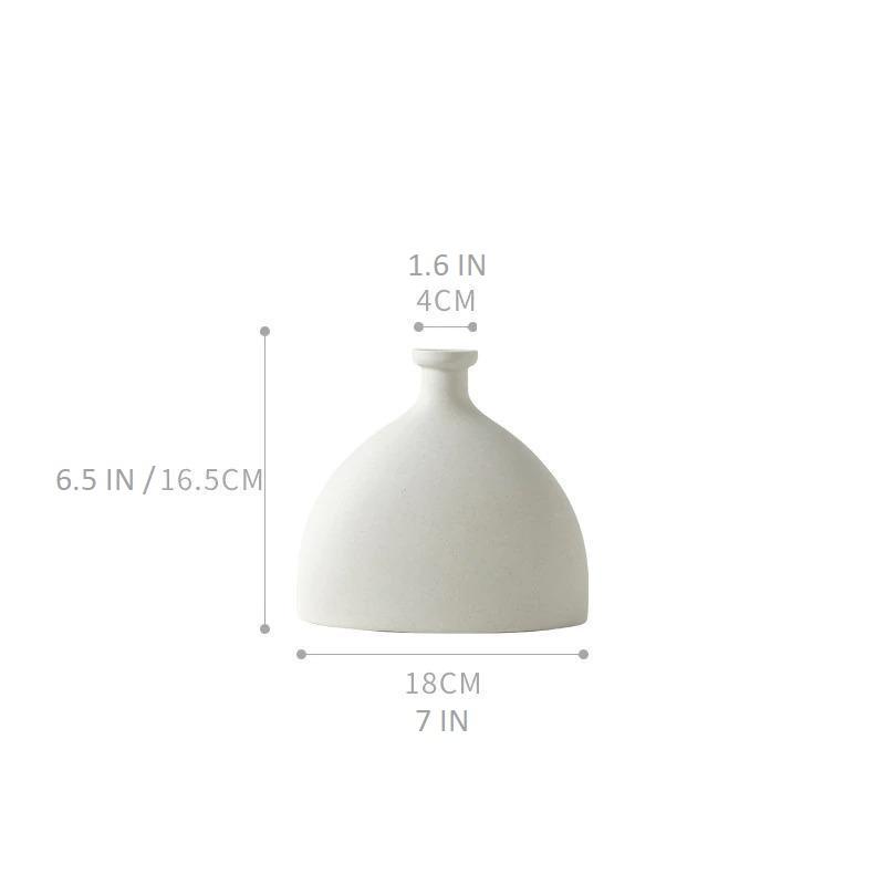 Vase en céramique minimaliste