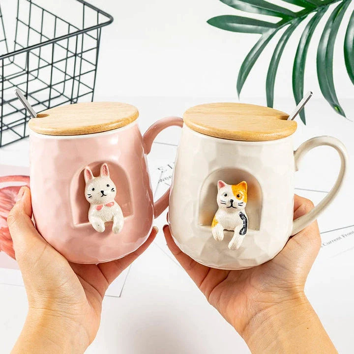 Cute Animals Relief Ceramic Mug With Lid and Spoon