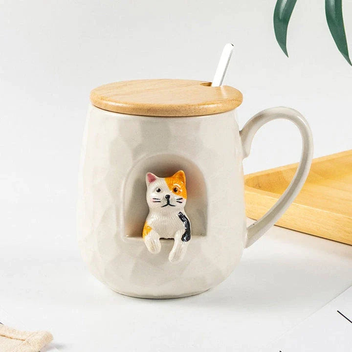 Cute Animals Relief Ceramic Mug With Lid and Spoon