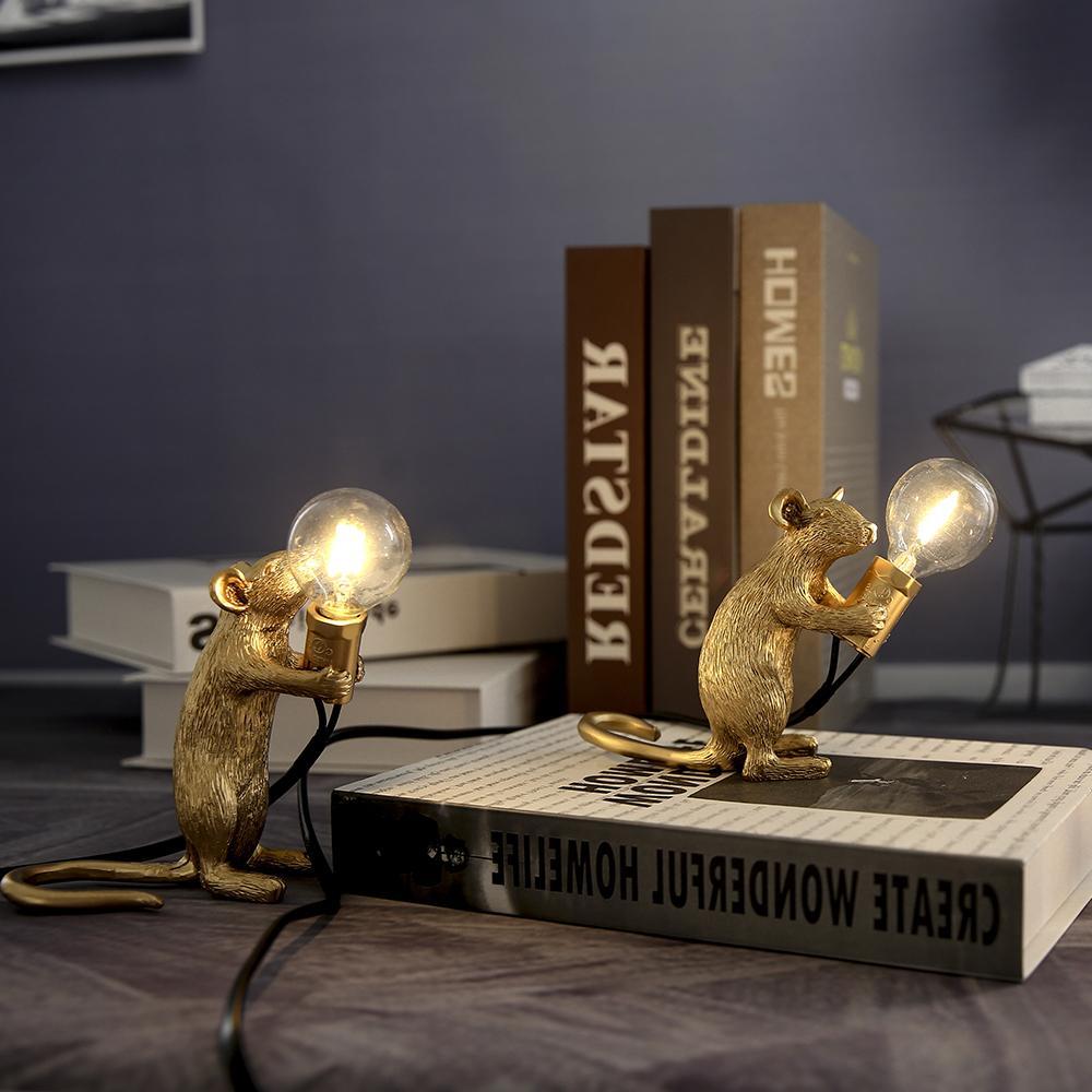 Fantastica lampada da tavolo a LED con mouse