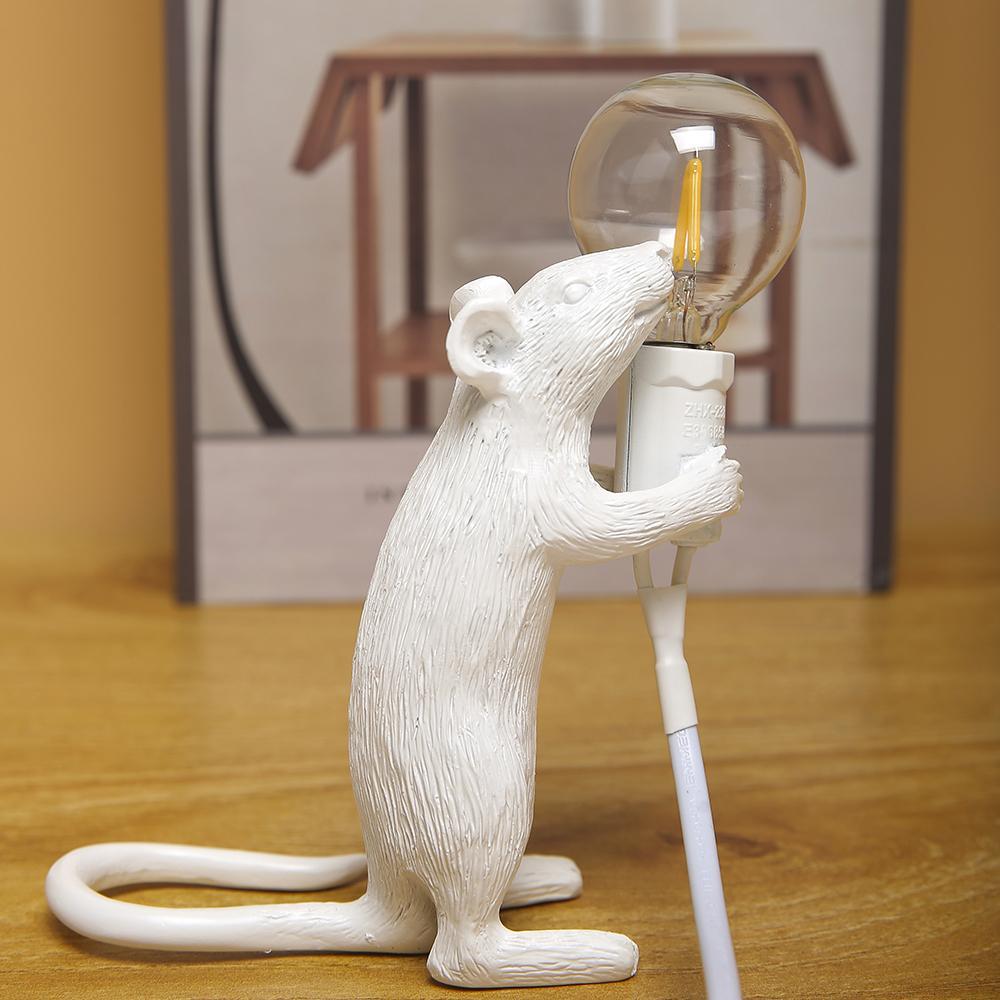 Fantastica lampada da tavolo a LED con mouse