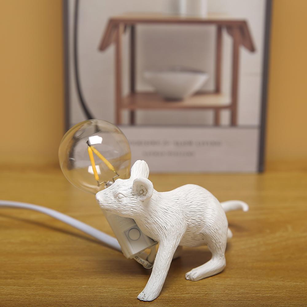 Fantastica lampada da tavolo a LED con mouse