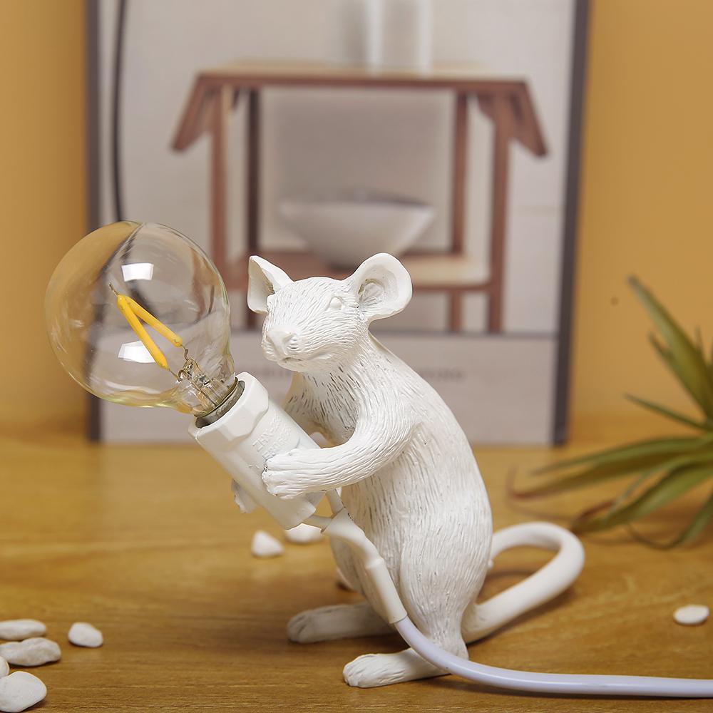 Fantastica lampada da tavolo a LED con mouse