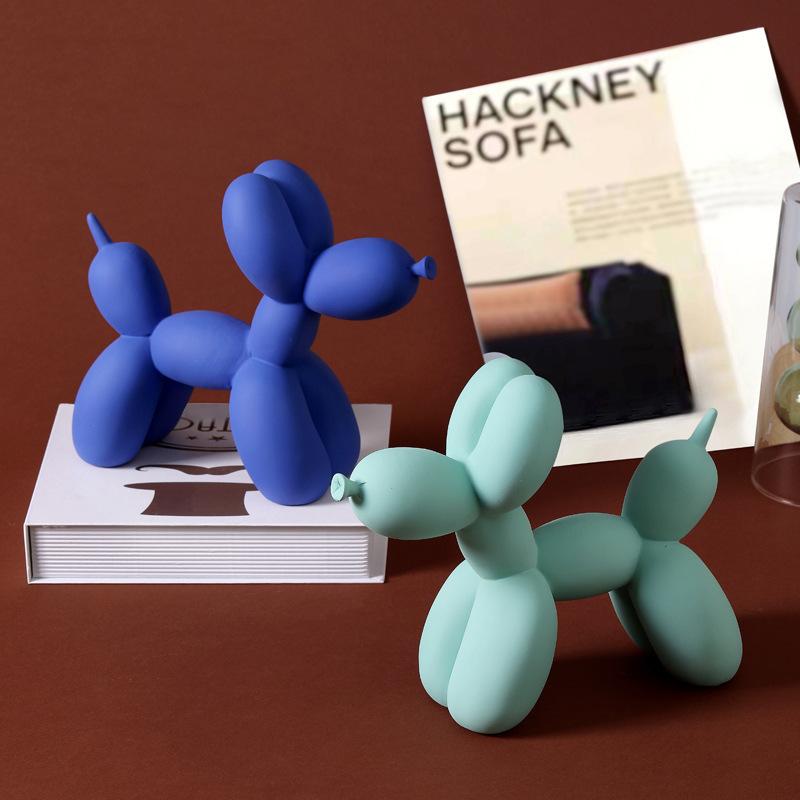 Balloon Dog Sculpture