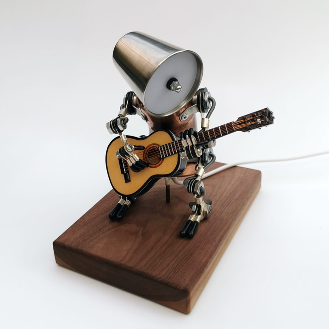 Lámpara Robot de Guitarra Steampunk