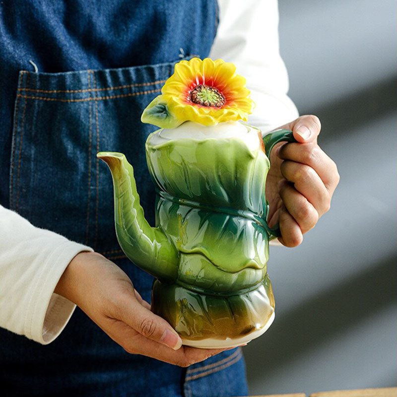 Sunflower teapot