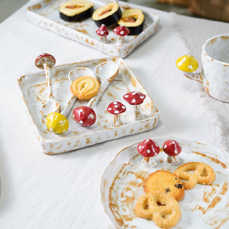 Creative Hand Pinch Mushroom Cup & Plate