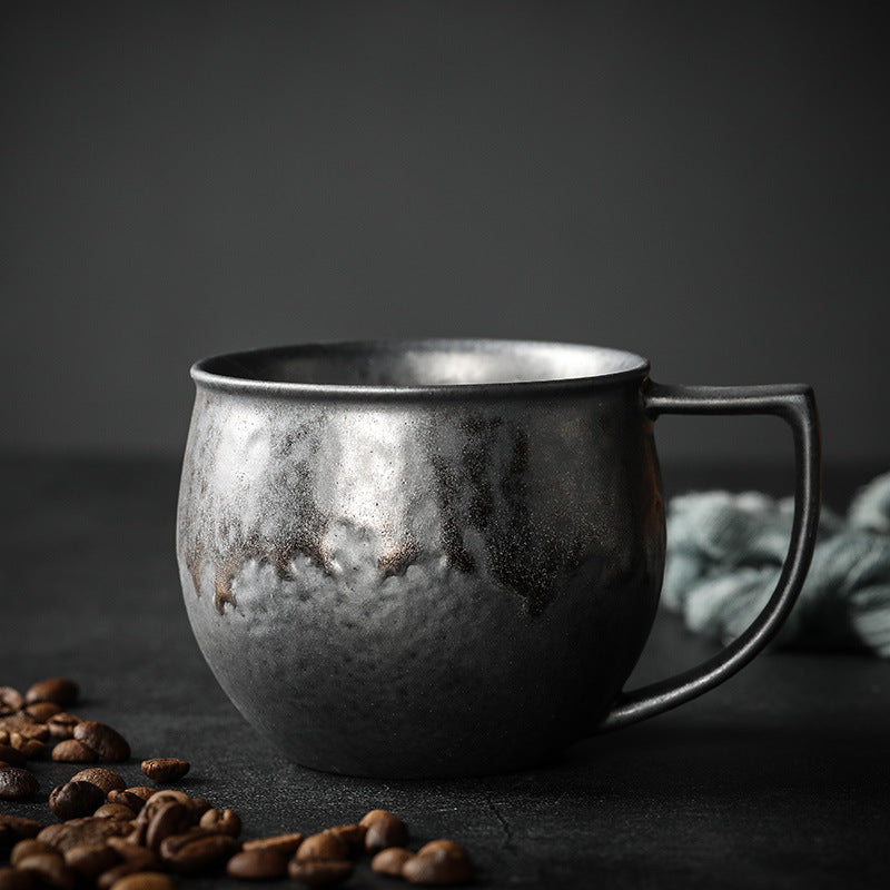 Serie de tazas de café esmaltadas oxidadas