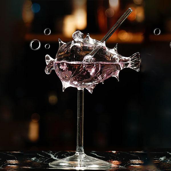 Bicchiere Da Cocktail A Forma Di Pesce Palla Con Cannuccia Di Vetro