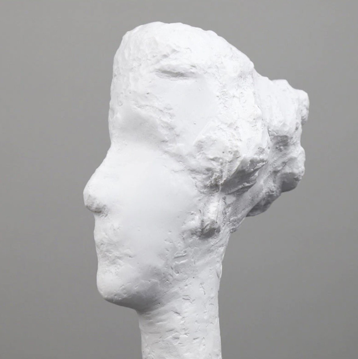 Figura de mujer abstracta