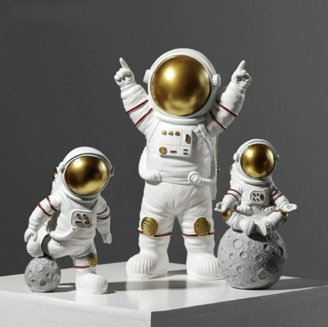 Figurines d'astronautes