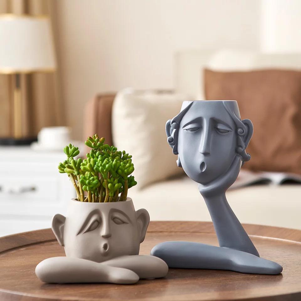 Sculpture Jardinière