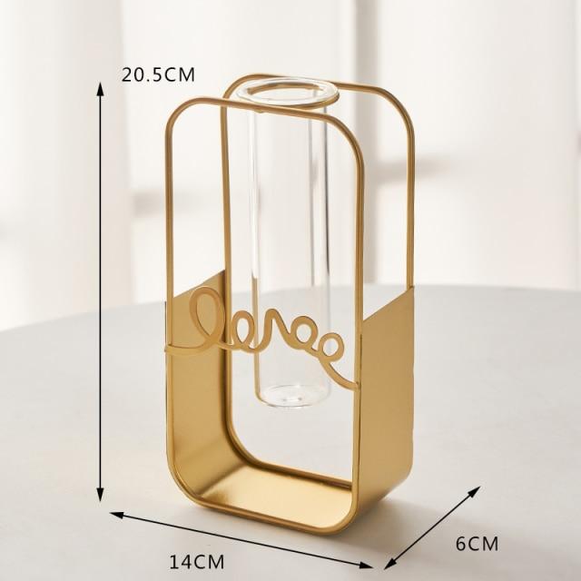 Nordische goldene Glasvase