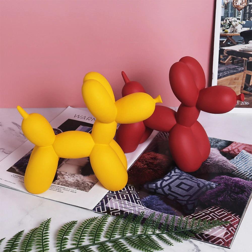 Escultura de perro globo