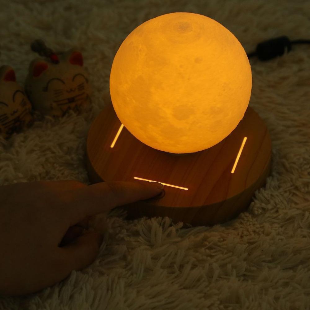 Lampada lunare levitante