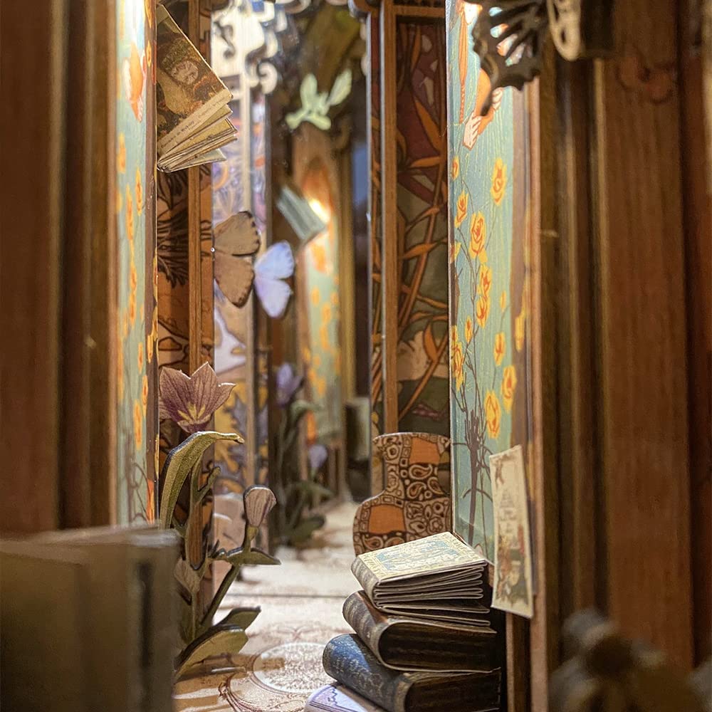 Butterfly Of Unknown Lands Book Nook