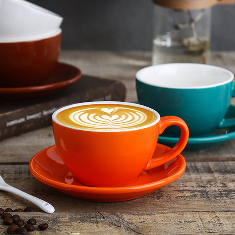 Tazas de café coloridas de cerámica