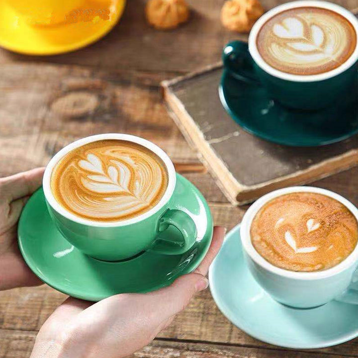 Tazas de café coloridas de cerámica