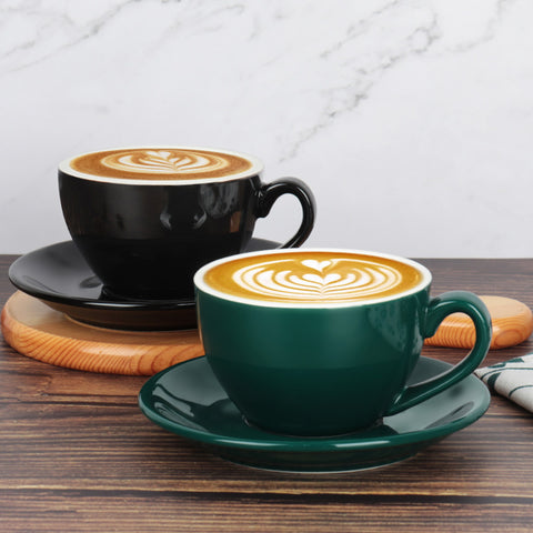 Tazas de café coloridas de cerámica