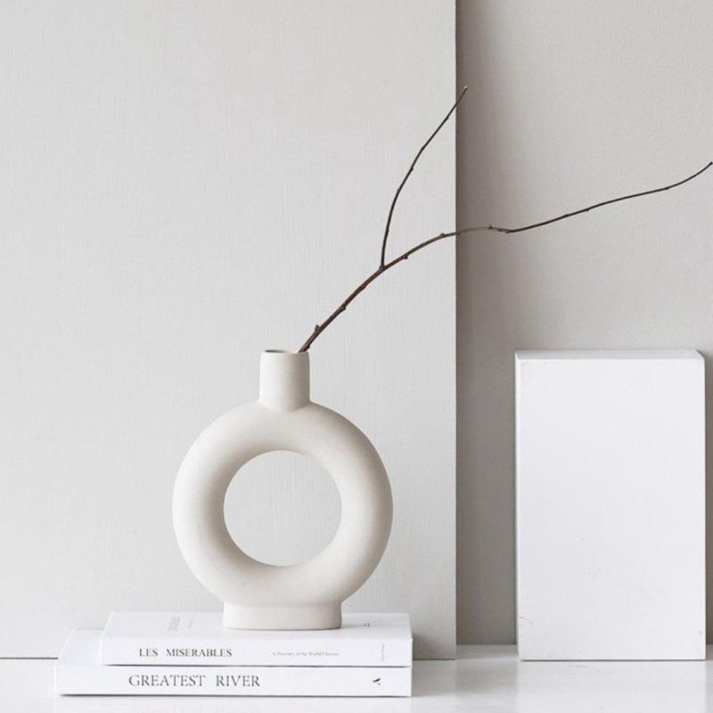 Vaso in ceramica minimalista