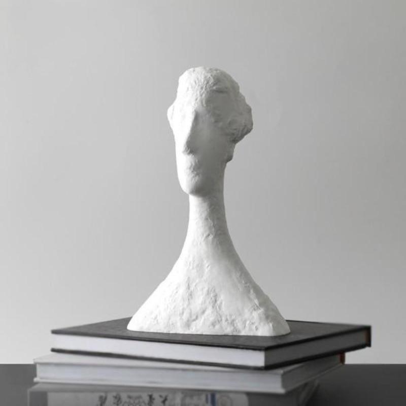 Figura de mujer abstracta