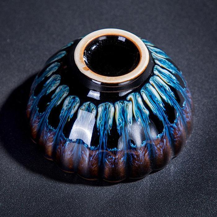 Teetasse aus Keramik