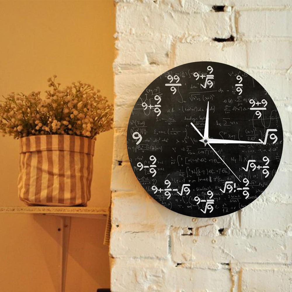 El reloj de pared de matemáticas 9s