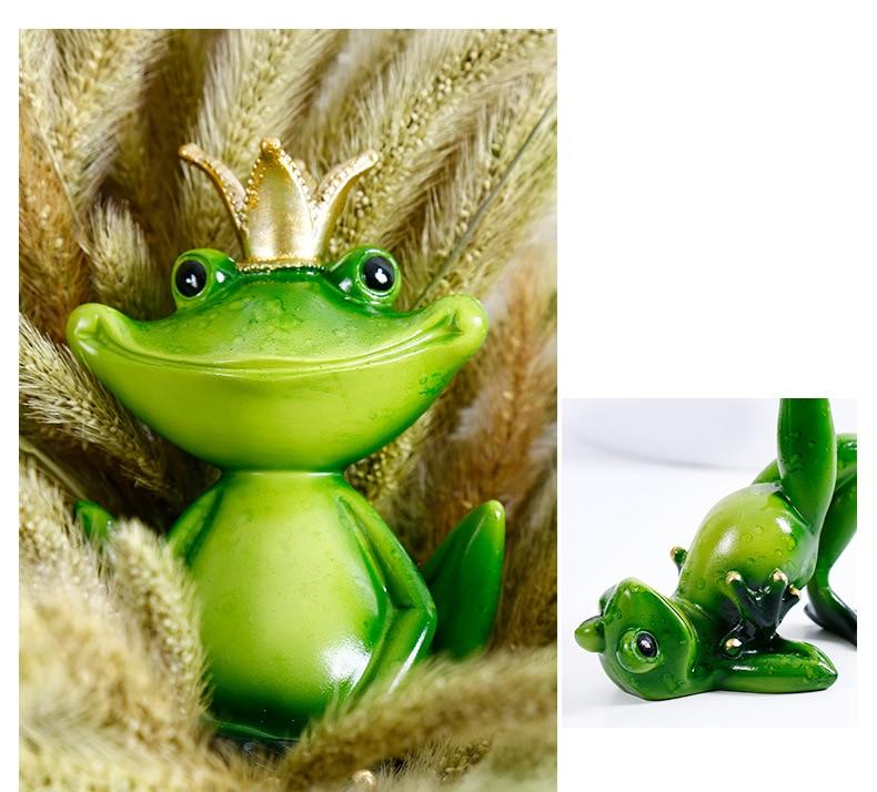 Yoga Frog
