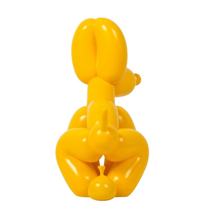 Kackender Hund