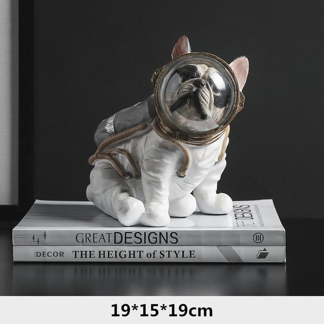 Figurine di cani astronauti