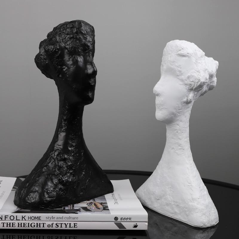 Figura de mujer abstracta