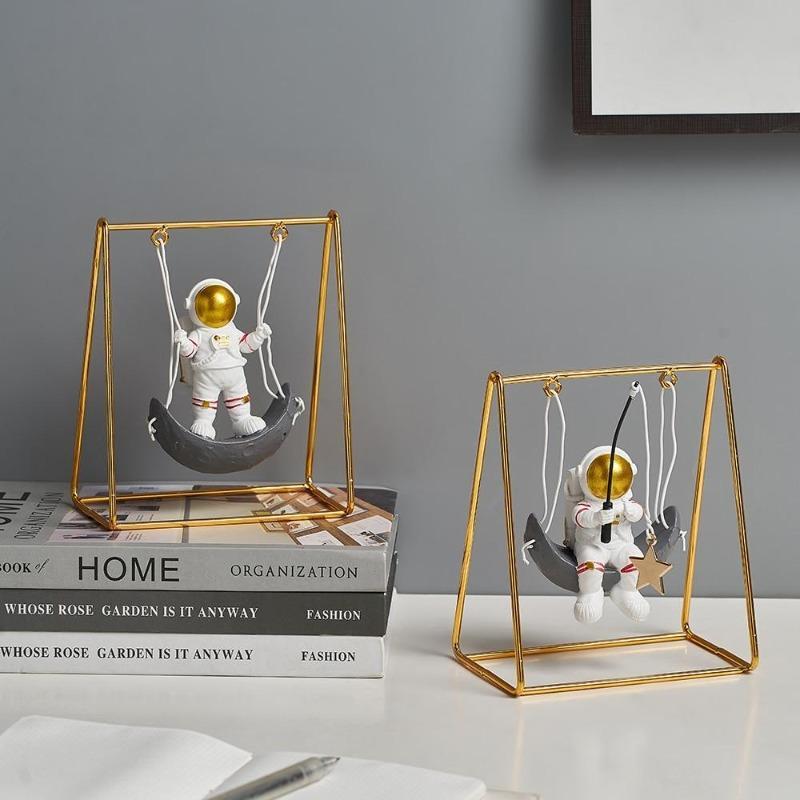 Scultura astronauta