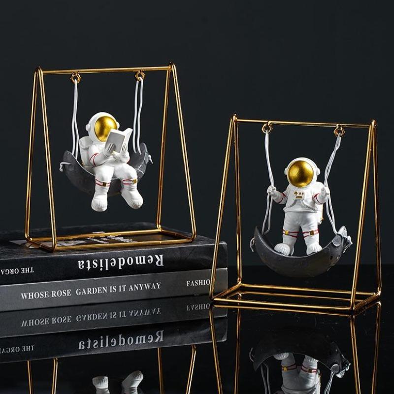 Scultura astronauta