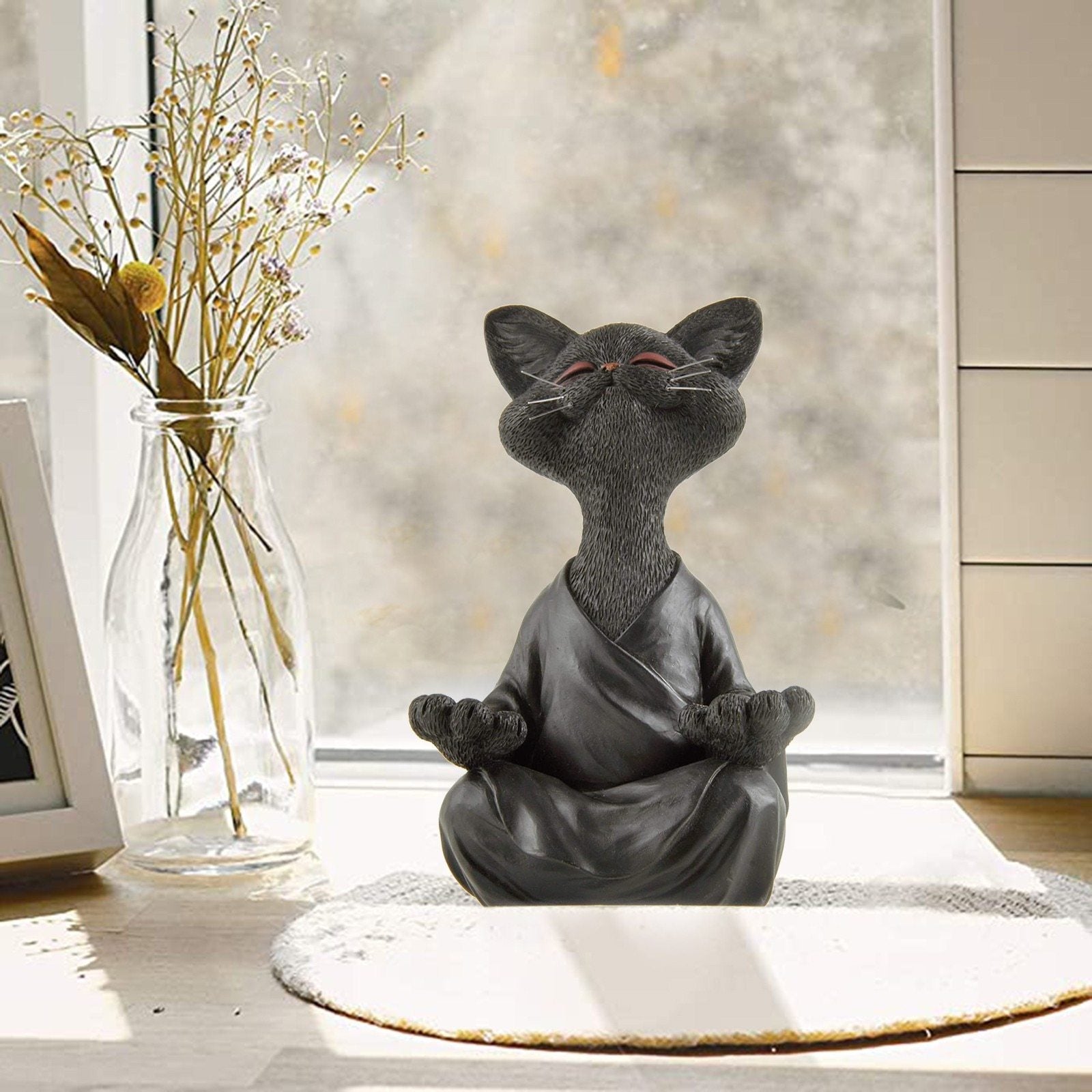 Sculpture de chat zen